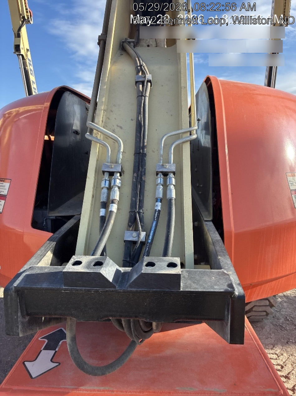2022 JLG 660SJ
