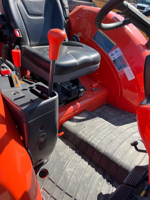 2024 KUBOTA M7060HD Canopy