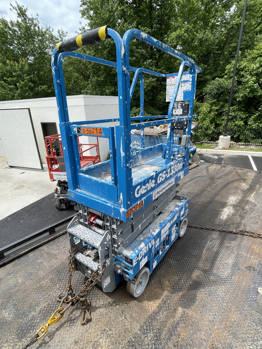 2021 GENIE GS-1330m