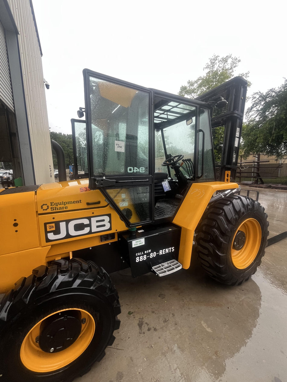 2025 JCB 940-4