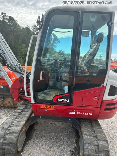 2025 TAKEUCHI TB250-2CR