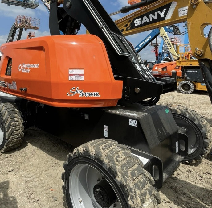 2024 JLG 660SJ