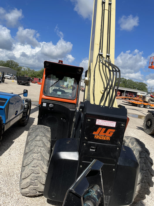 2022 JLG 1732