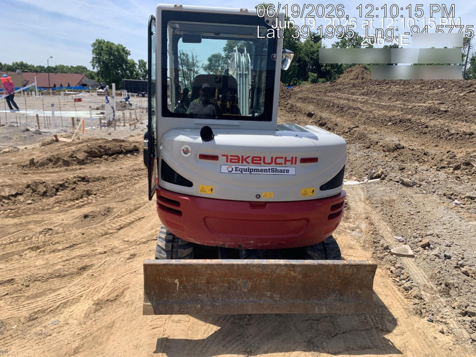 2023 TAKEUCHI TB240-CR