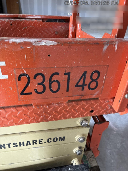 2022 JLG ES1932