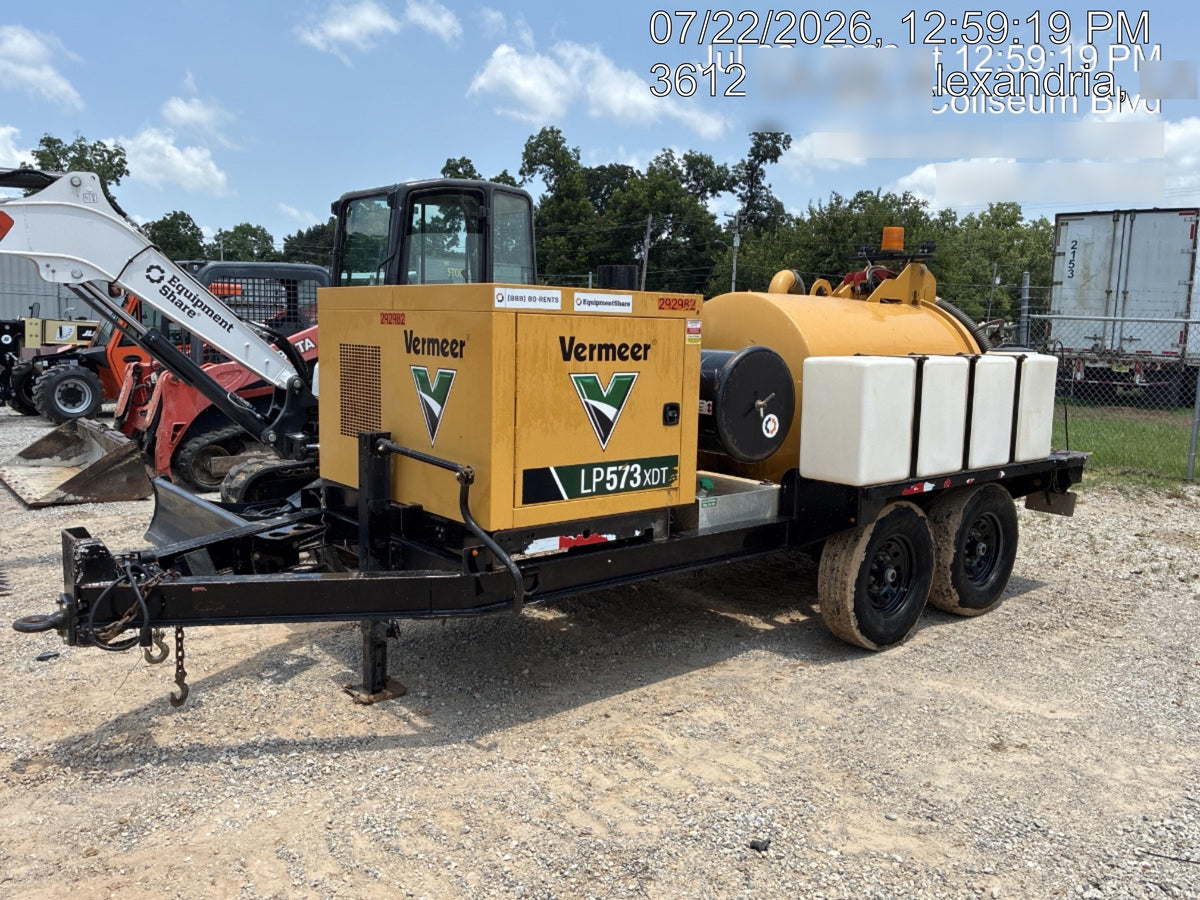 2023 Vac-Tron LP573XDT T4 Koehler Diesel Engine, 500 Gallon Debris Tank, x2 100 Gallon Water Tanks