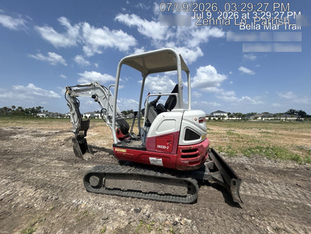 2022 TAKEUCHI TB235-2R