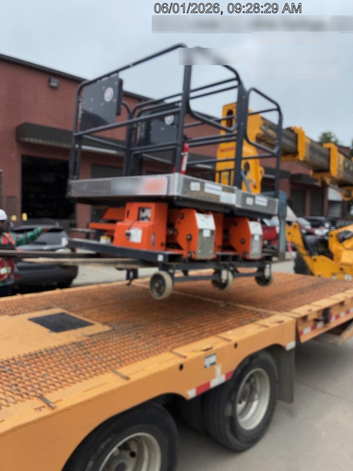 2023 JLG 1030P