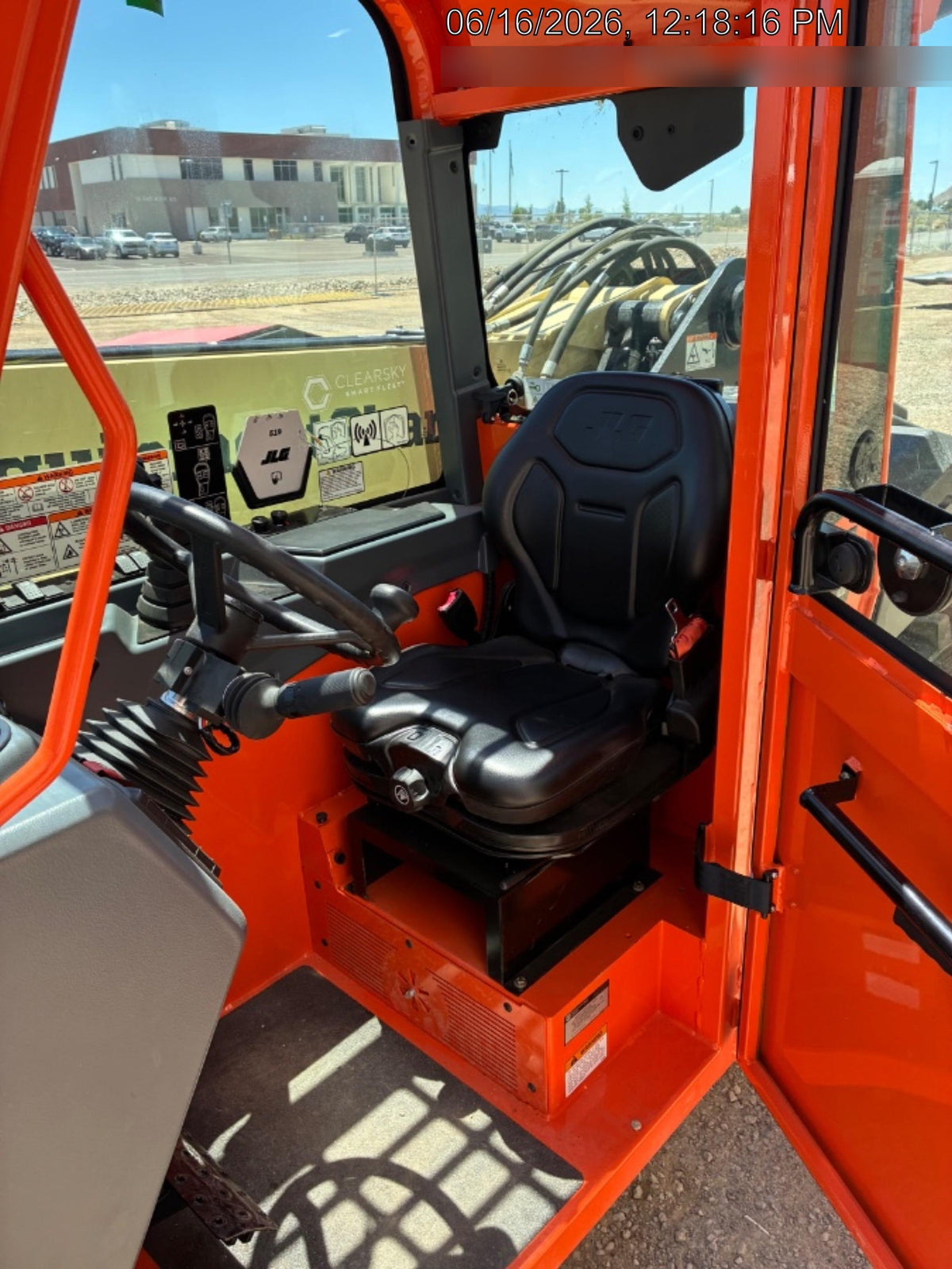 2026 JLG 519