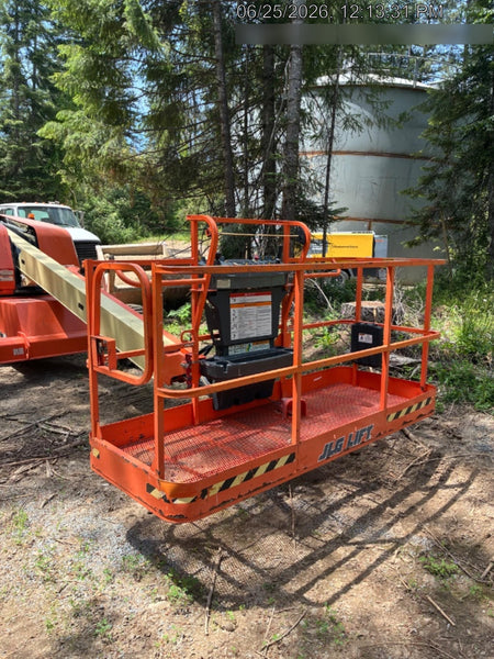2021 JLG 400S
