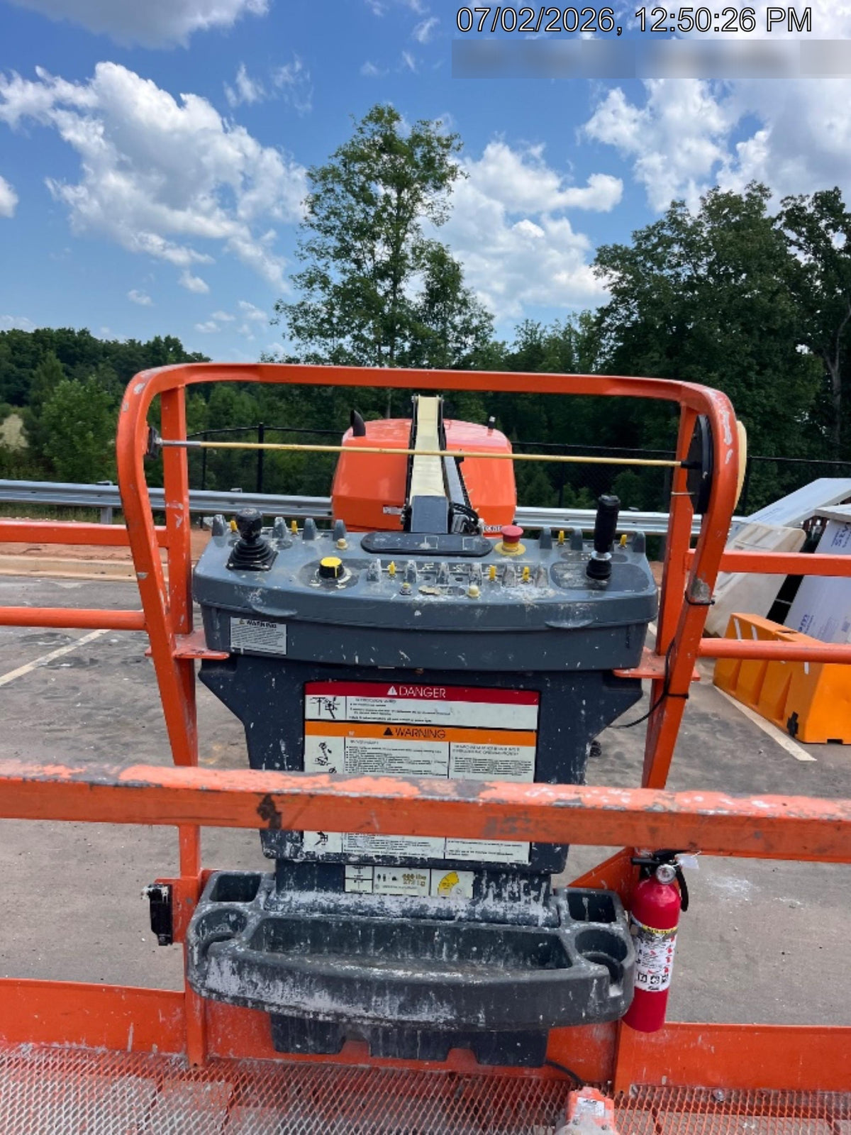 2023 JLG 460SJ