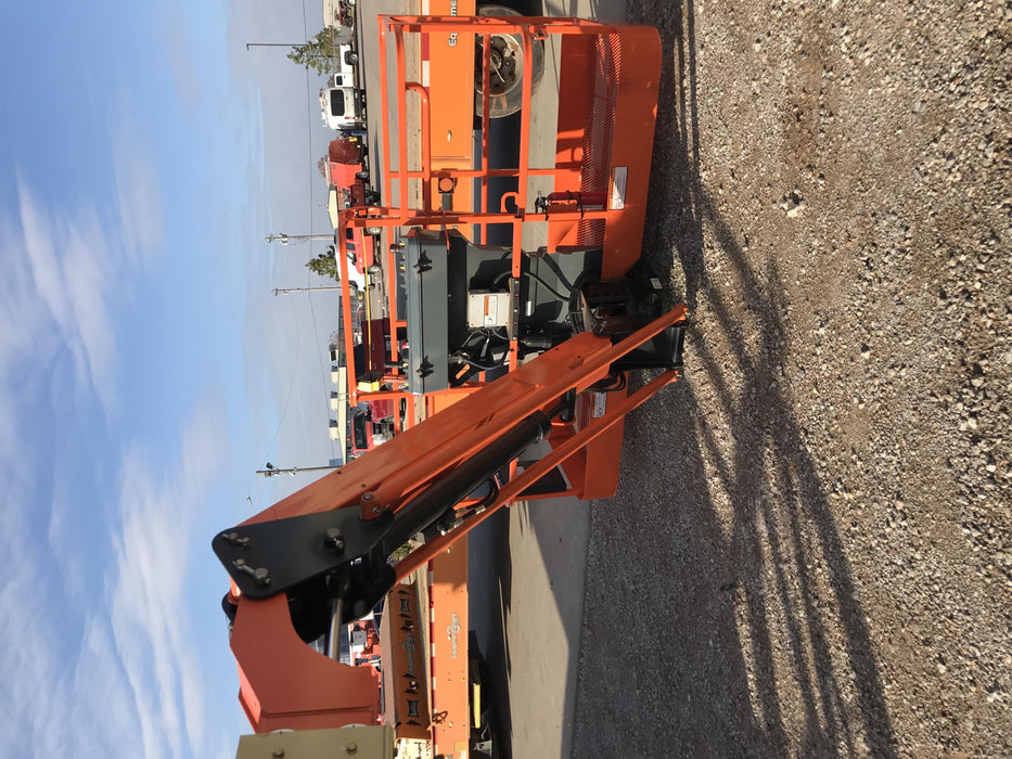 2019 JLG 460SJ