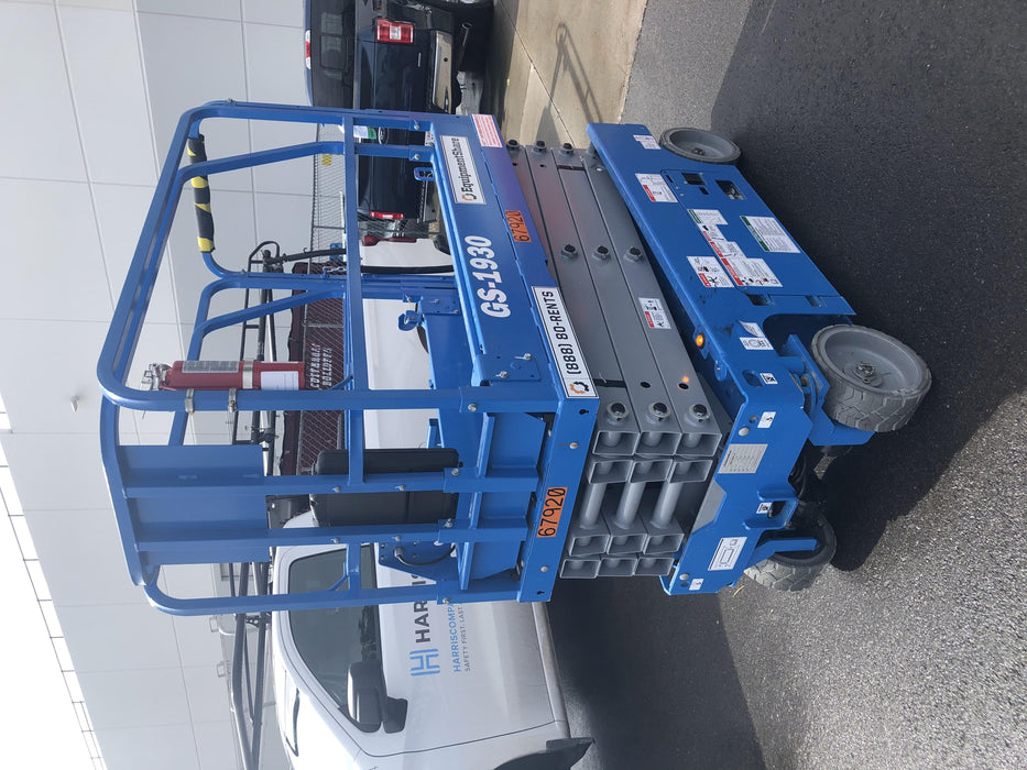 2020 Genie GS-1930 Fixed rails with chain entry gate - Pre A92.20