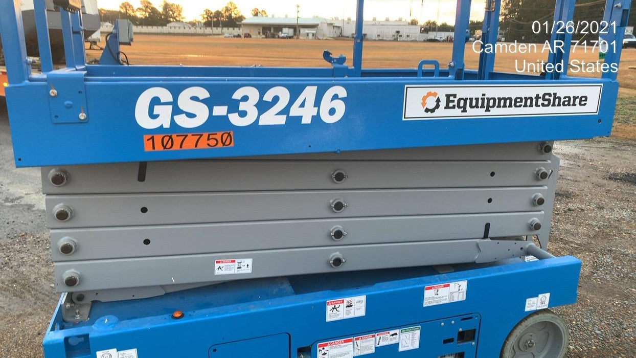 2020 Genie GS-3246 Standard, Folding full height swing gate