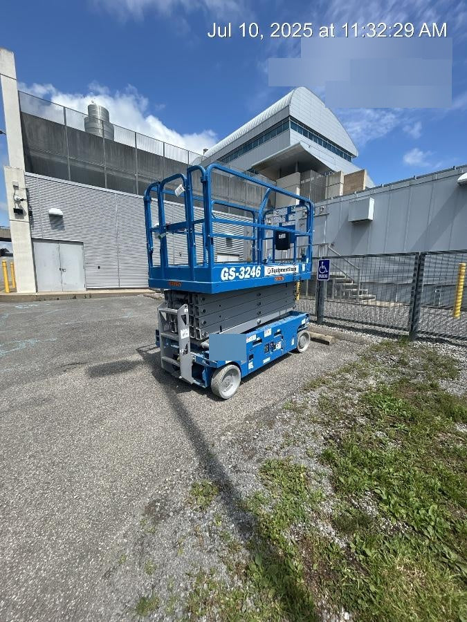 2022 GENIE GS-3246