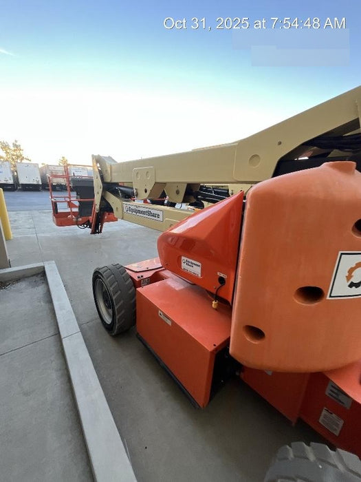 2019 JLG E450AJ