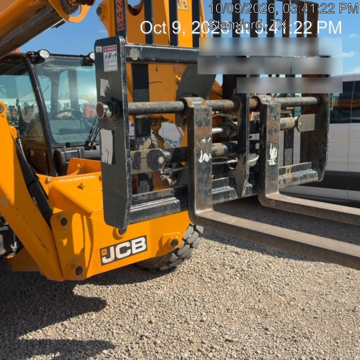 2025 JCB 400/F7377