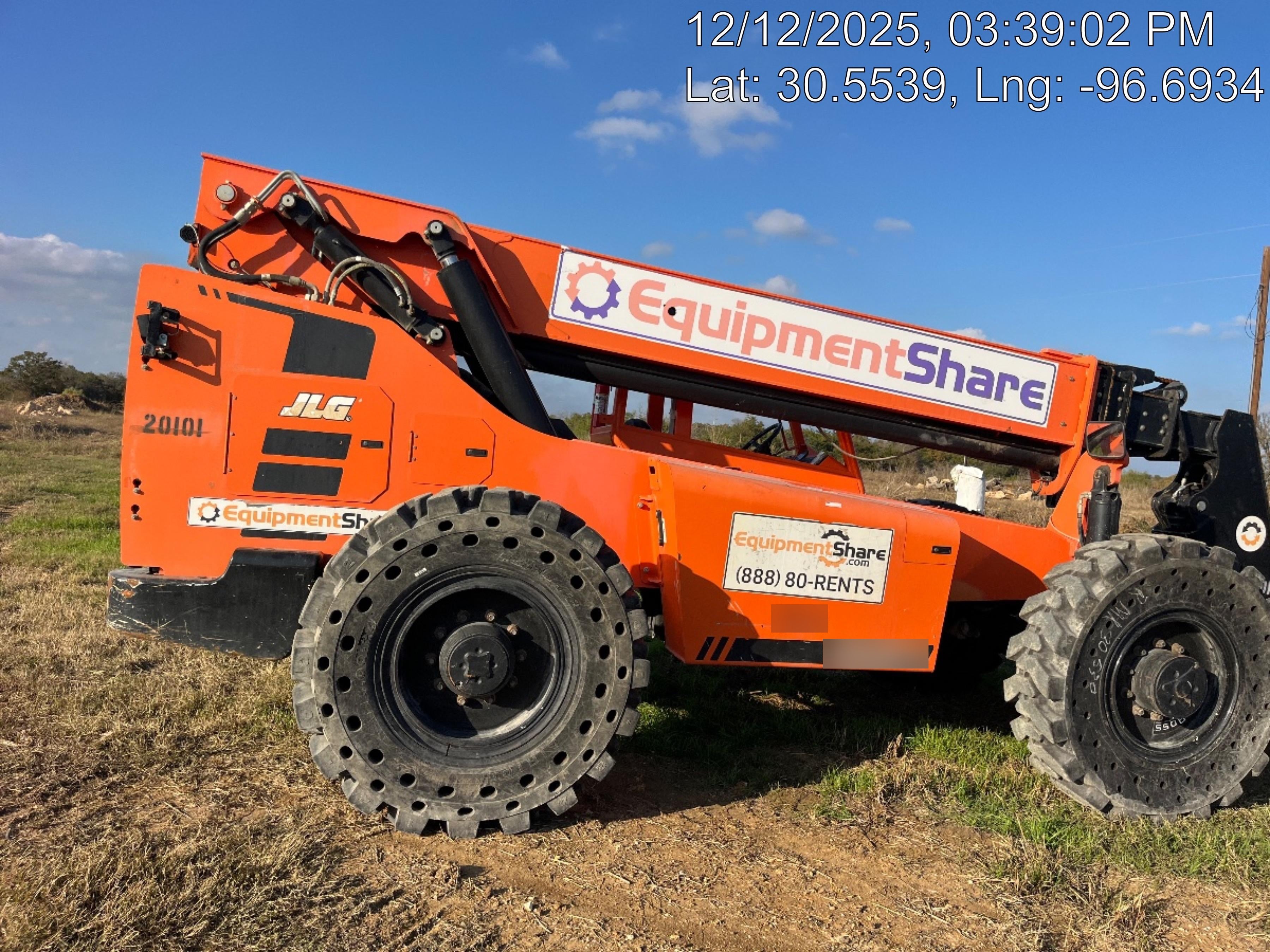 2018 Skytrak 10054 Skytrak 10054 10K Telehandler w/Open ROPS Solid Tires, LED Work Lights, Rotating Beacon, 60" Carriage/60" Forks
