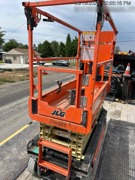 2023 JLG ES1932