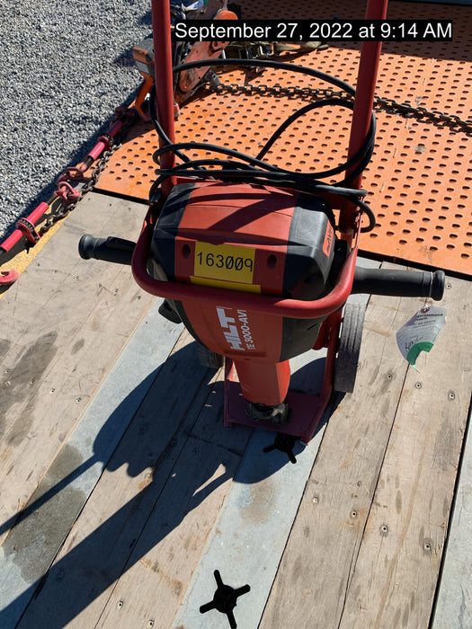 2021 HILTI TE 3000-AVR