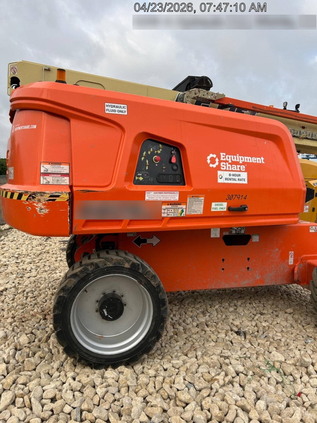 2023 JLG 660SJ