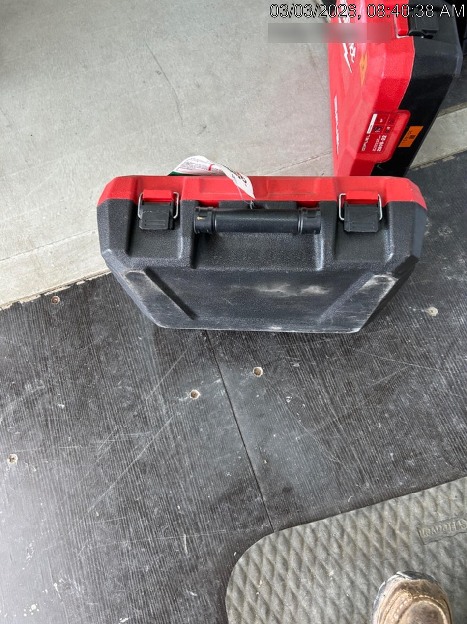2021 MILWAUKEE 2806-22