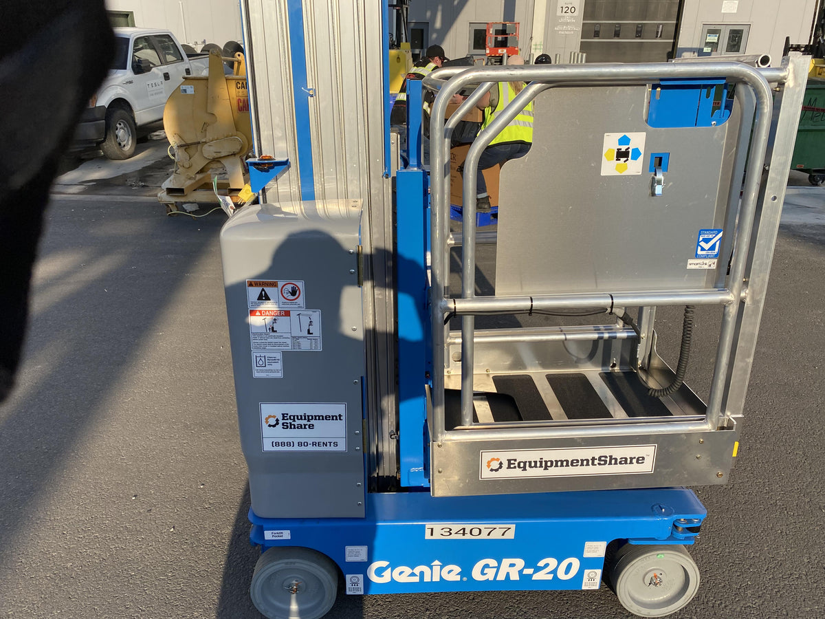 2021 GENIE GR-20