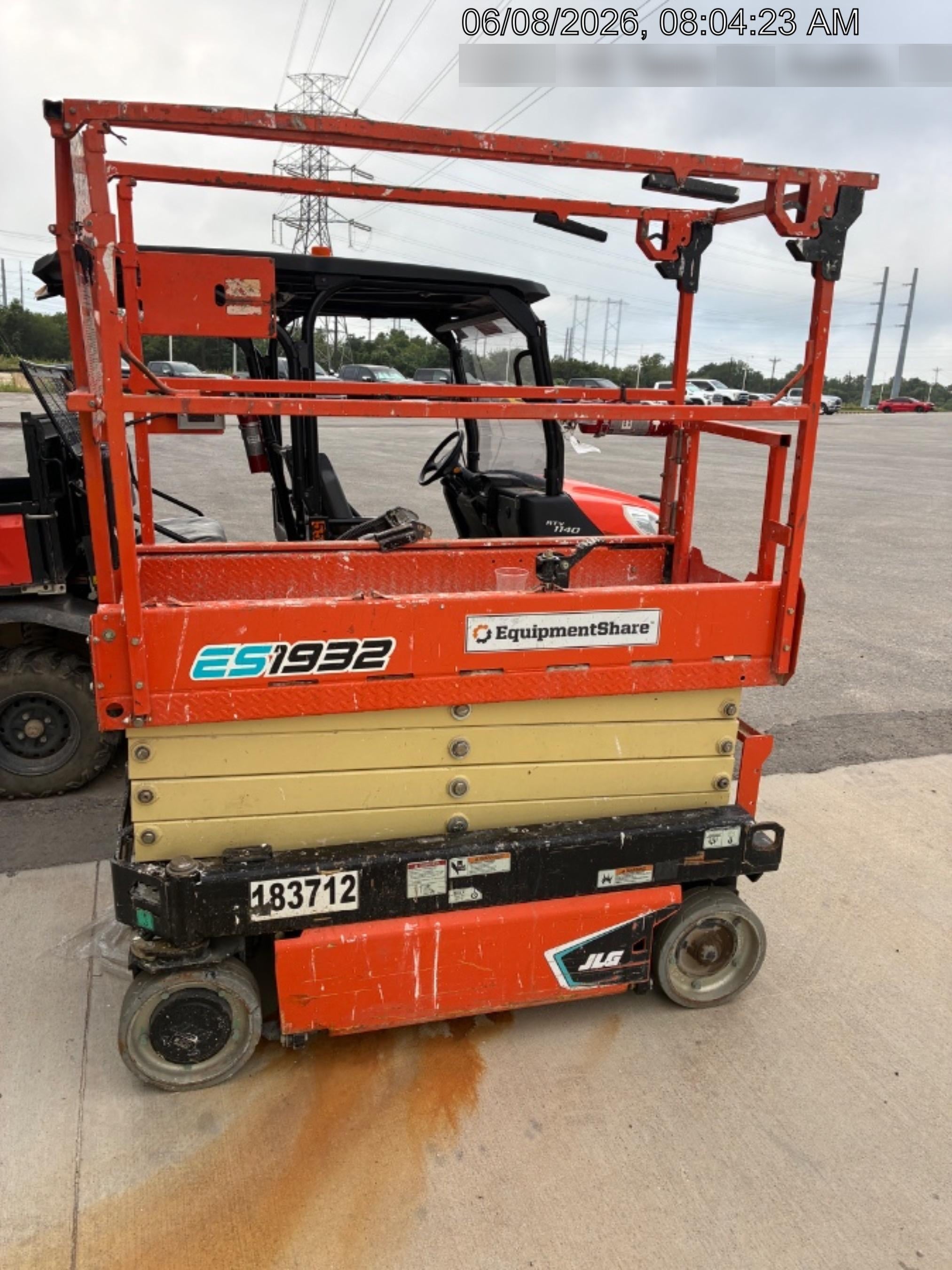 2021 JLG ES1932
