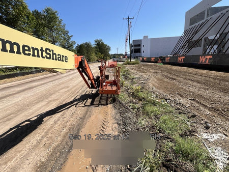2022 JLG 860SJ