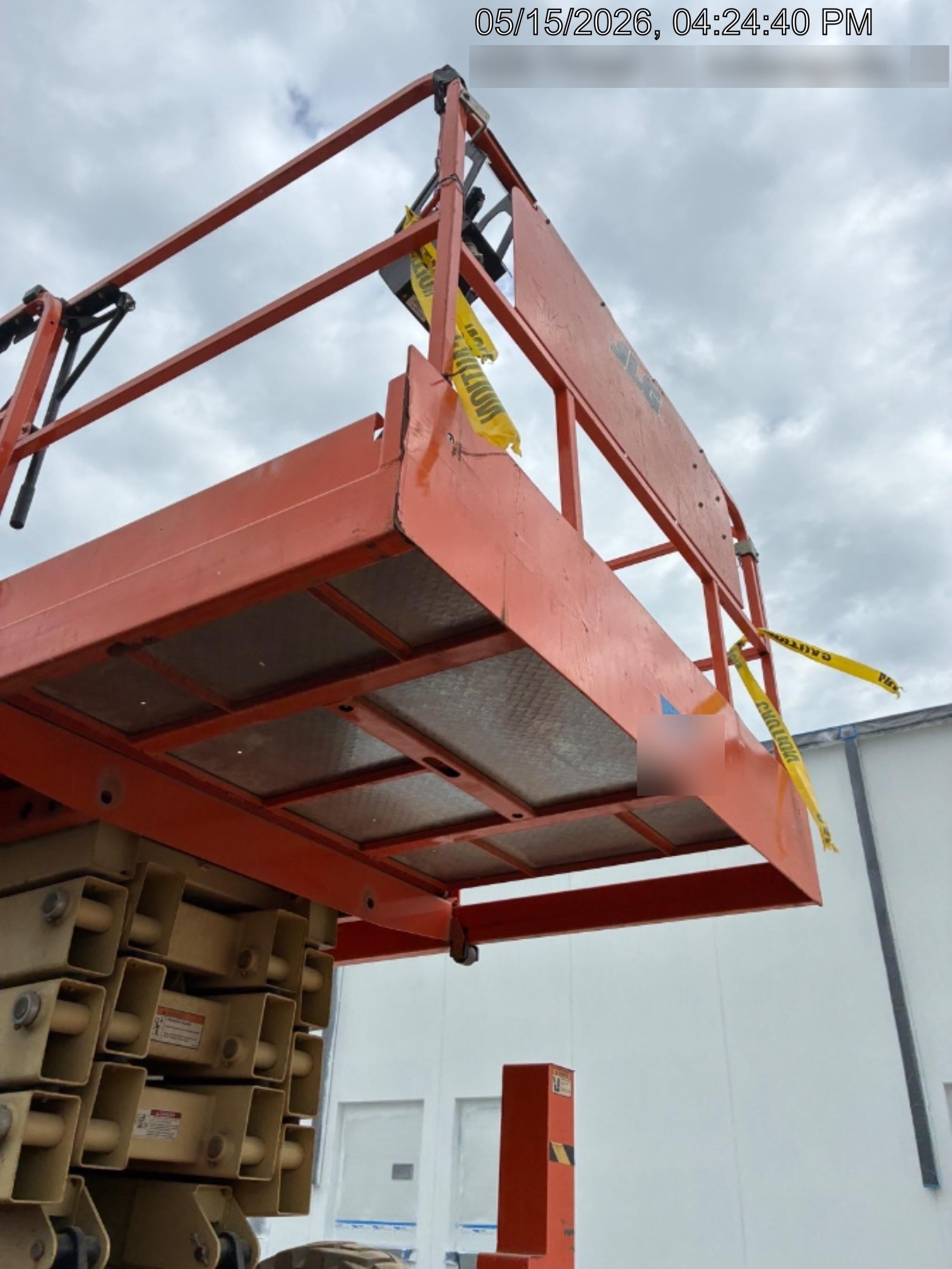 2019 JLG 430LRT