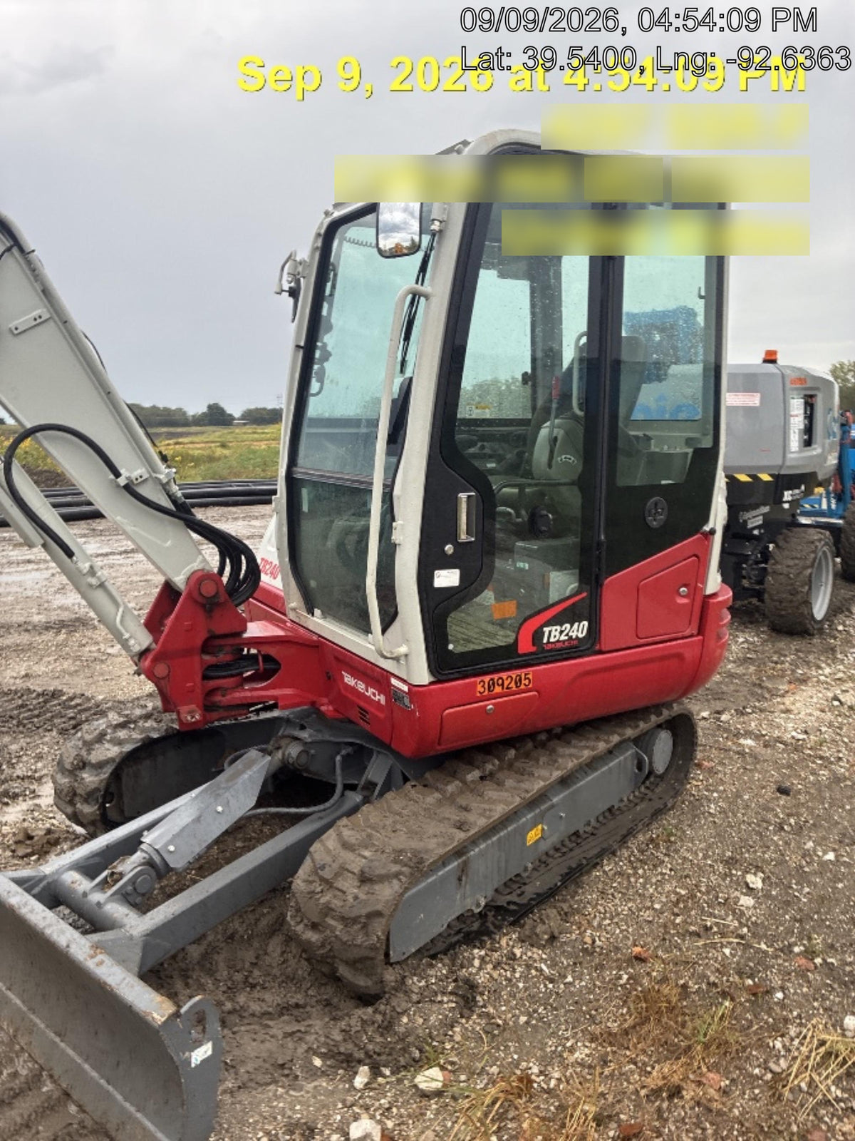 2022 TAKEUCHI TB240-CR