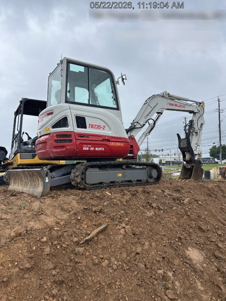 2025 TAKEUCHI TB235-2CR