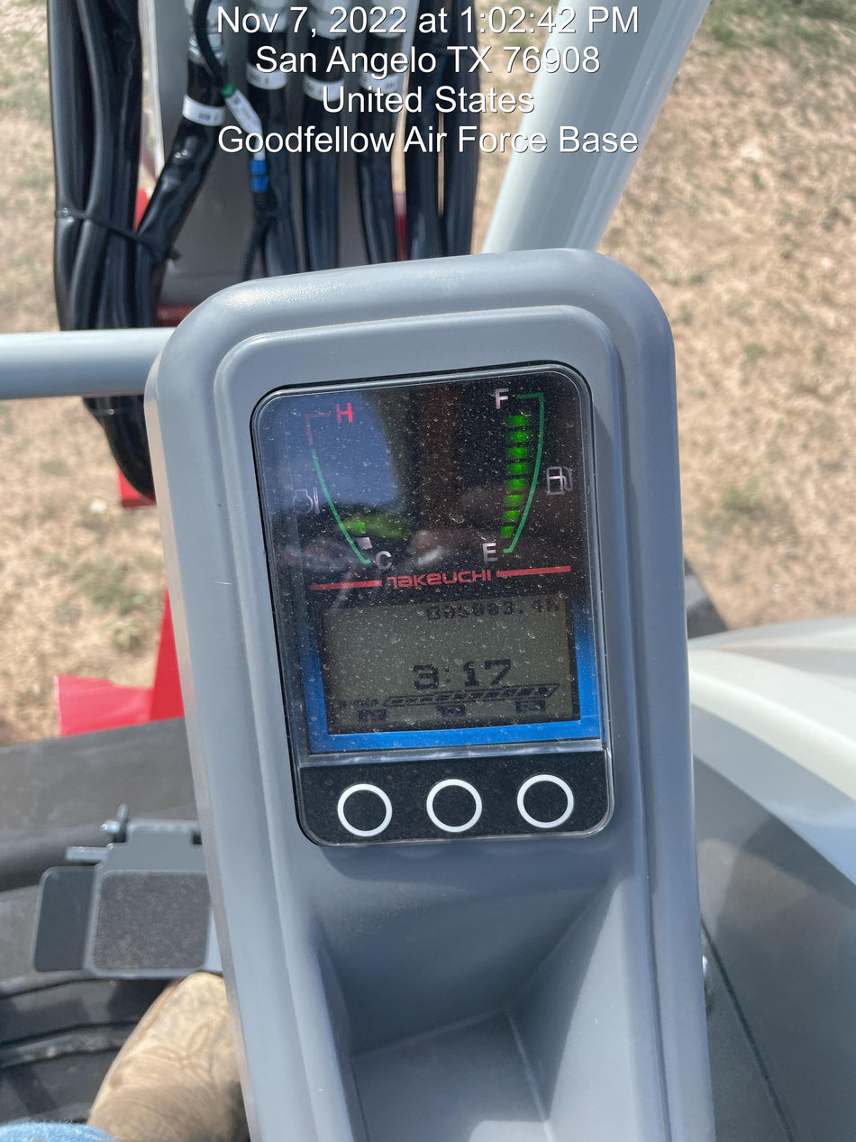 2022 TAKEUCHI TB250-2R
