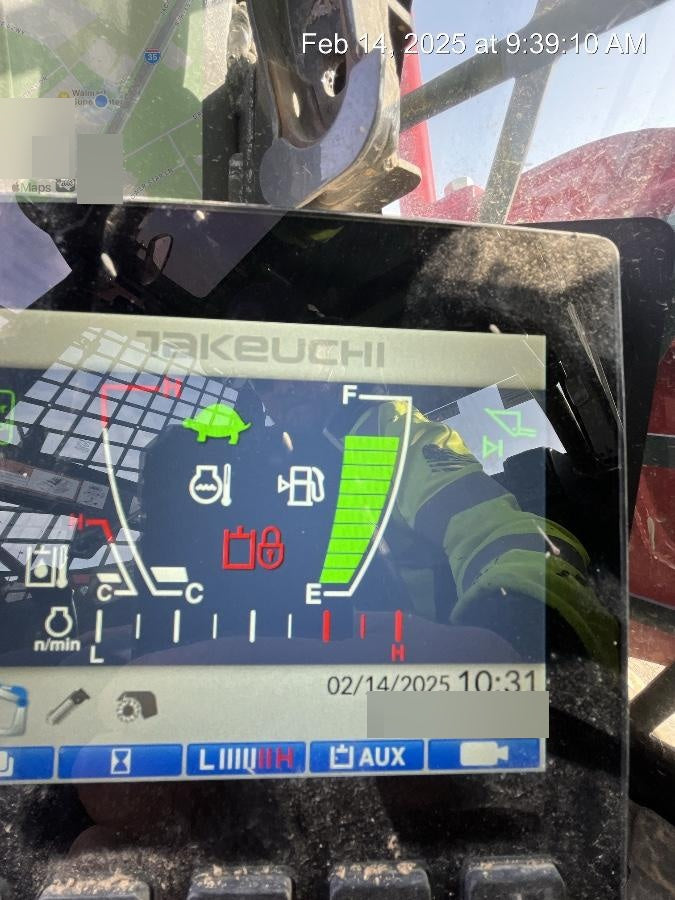 2024 TAKEUCHI TL10V2-CR