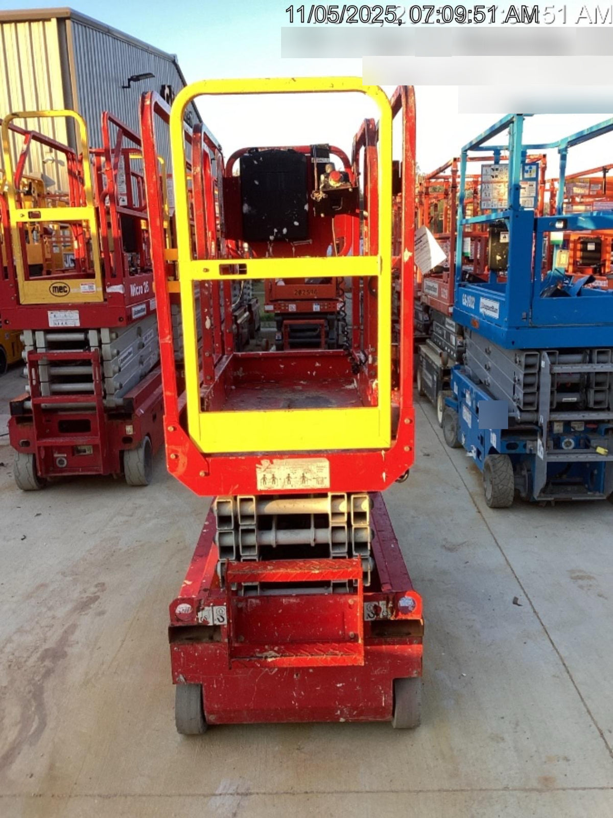 2017 MEC 1330SE MEC 1330SE Scissor Lift