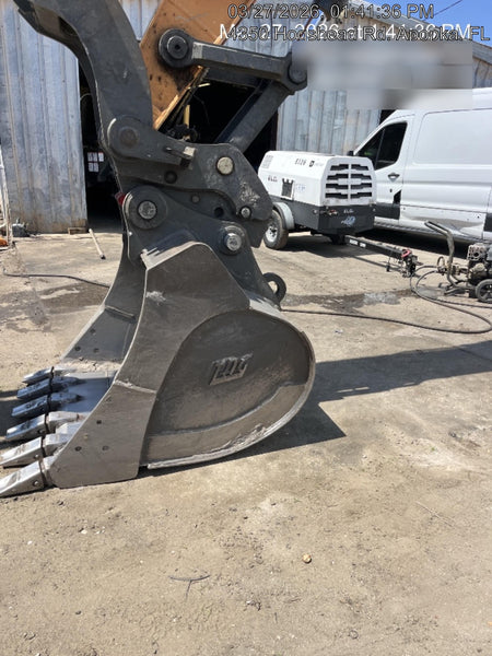 2025 CASE CX220E