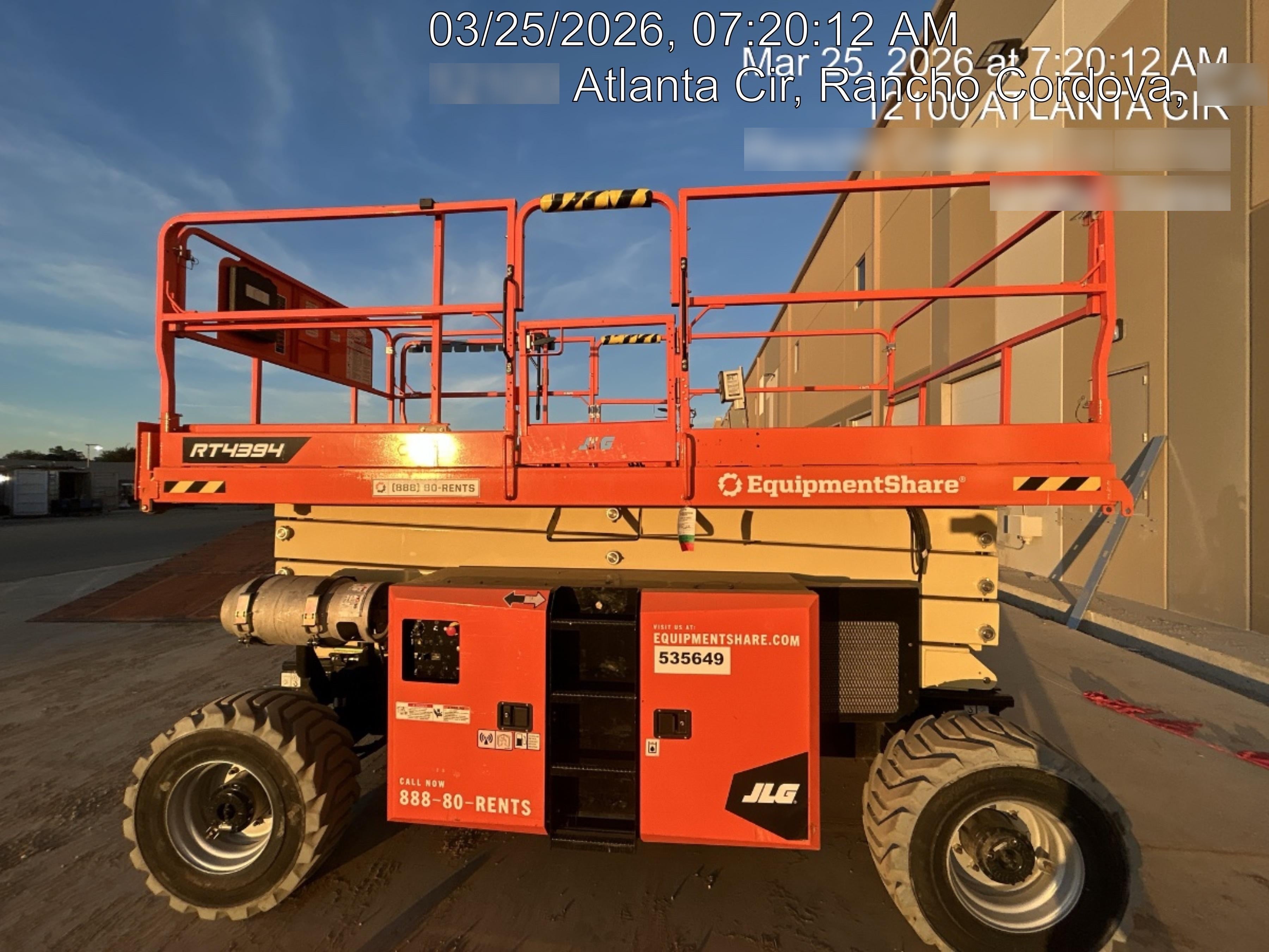 2025 JLG RT4394