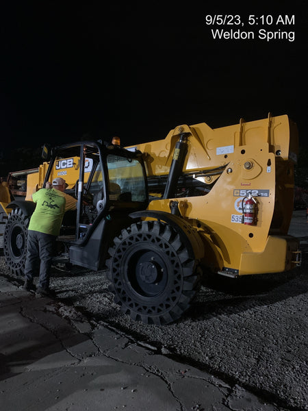 2019 JCB 512-56