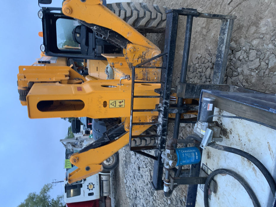 2020 JCB 512-56 Canopy, 74Hp, Solid Tires, Work Lights, Beacon, Aux Hydraulics, Back up Alarm, Lifting Eye, ES Decals