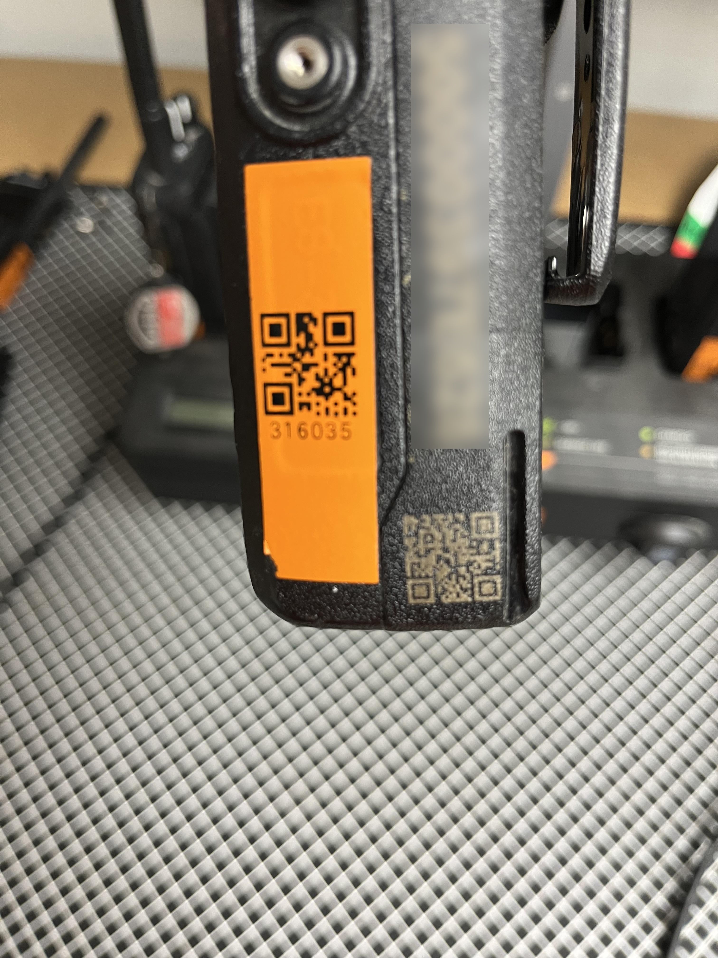 2023 MOTOROLA R7 DISPLAY