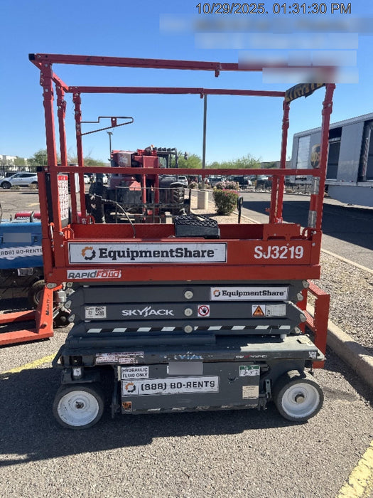 2021 SKYJACK SJ3219