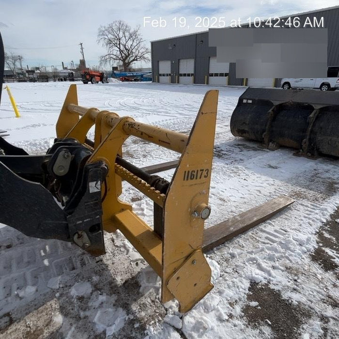 2020 JOHN DEERE 96" Loader Fork Carriage - John Deere