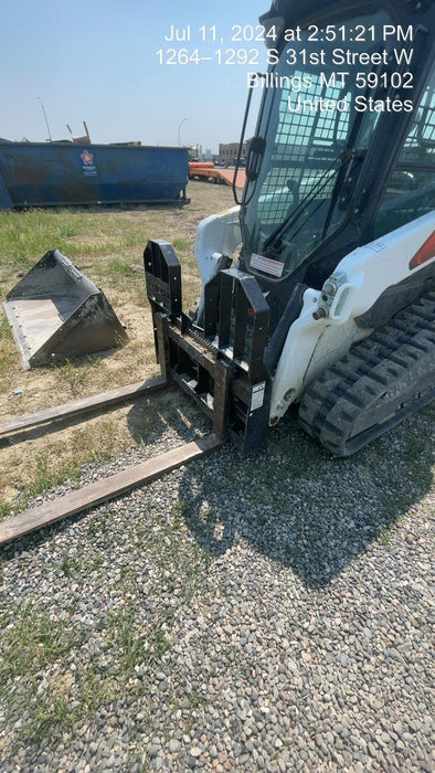 2022 TAKEUCHI 48" Pallet Forks - Takeuchi