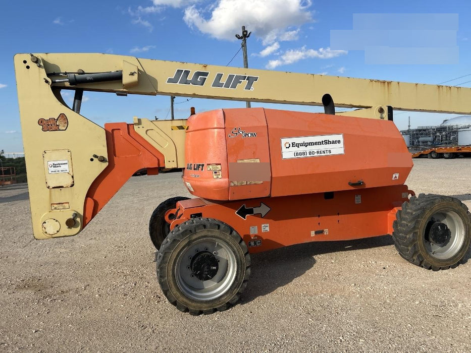 2019 JLG 800AJ