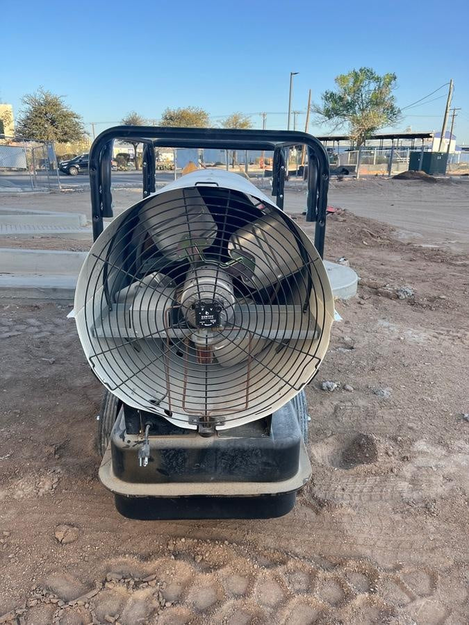 2022 LB WHITE Tradesman K650