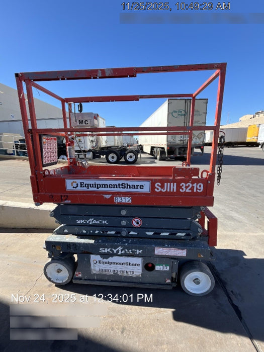 2018 SKYJACK SJIII-3219