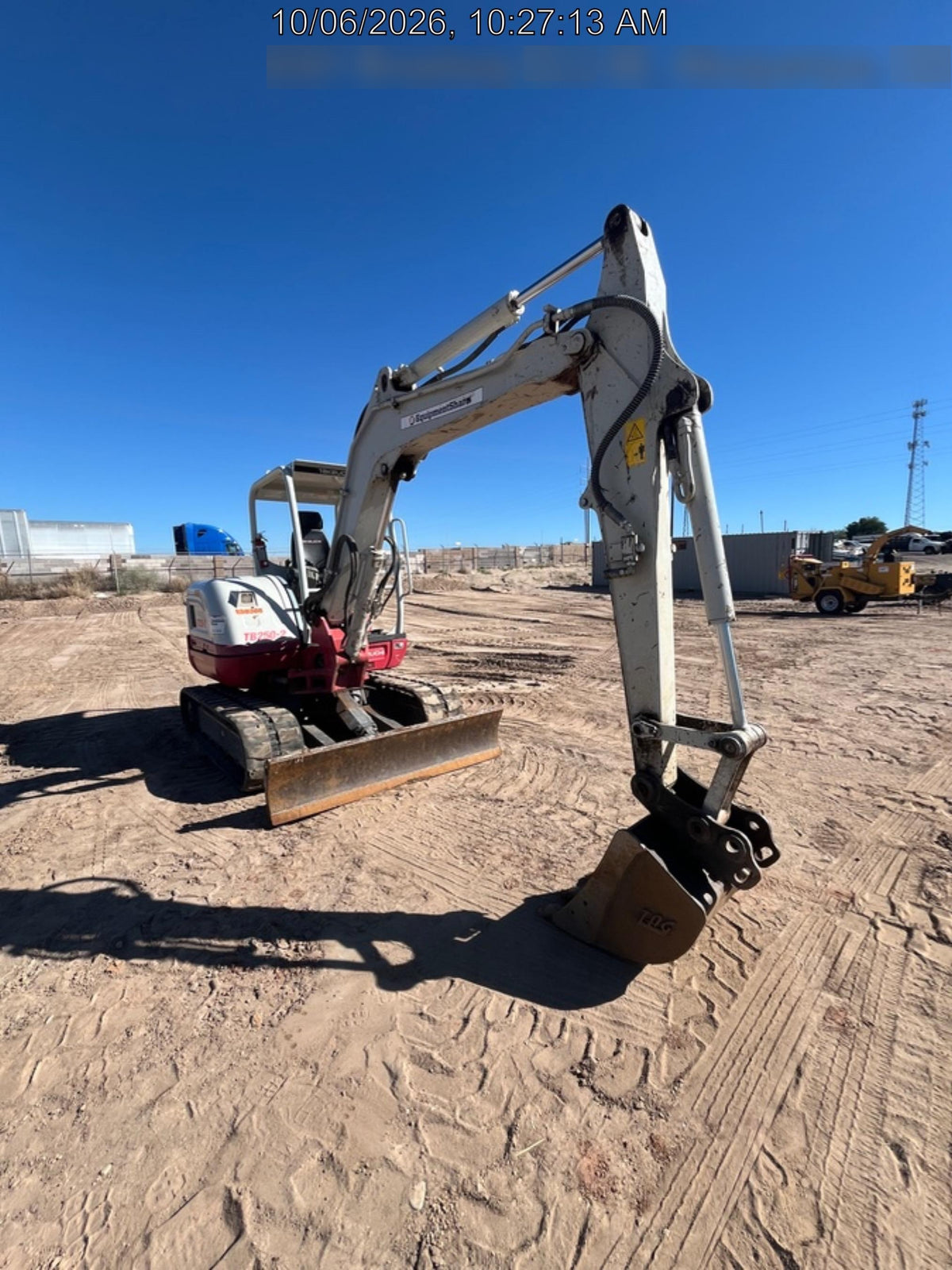 2021 TAKEUCHI TB250-2