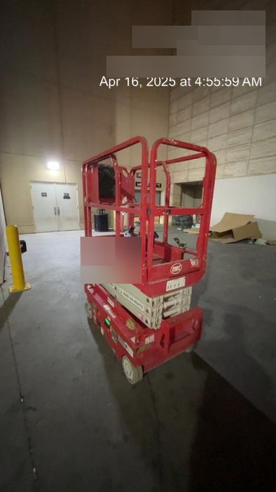 2020 MEC 1330SE Solid NM Tires, Steel Swing out Doors, LCS, Beacon, 900W Inverter