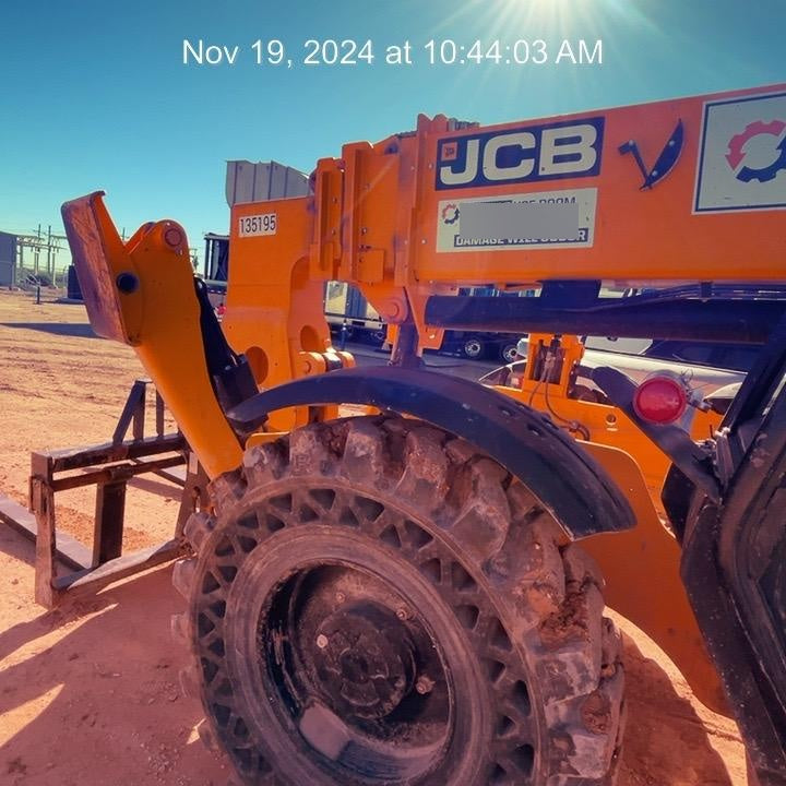 2021 JCB 512-56