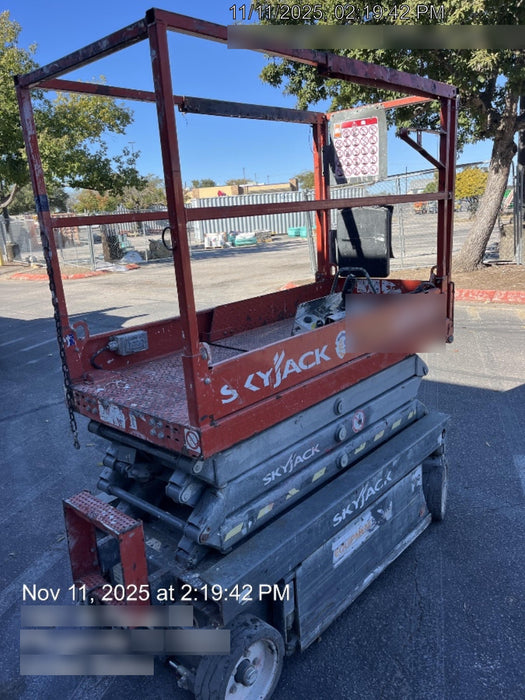 2015 Skyjack SJIII-3219 19' Scissor Lift